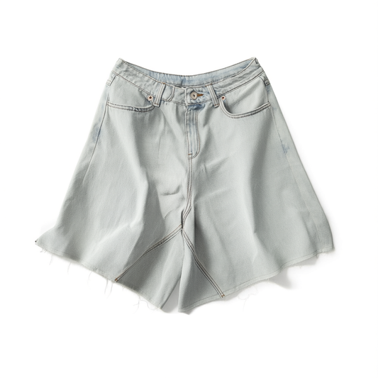 [580]GG      DENIM SHORTS IN LIGHT WASH BLUE