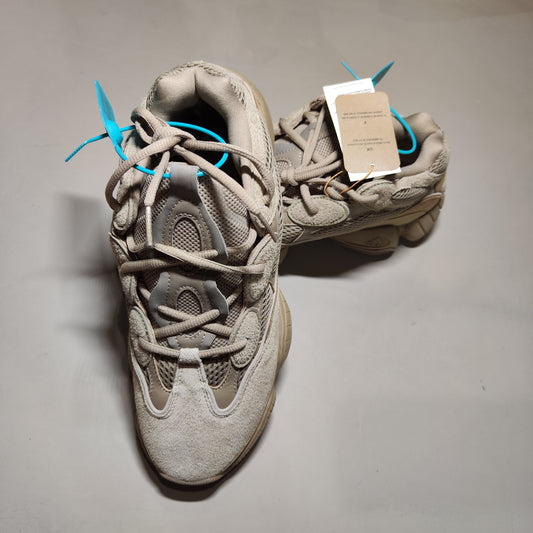 [574]GM    LBlack Knit Bone White Yeezy 500 Ash White Yeezy 700 V2 Off-White Cozy 700 Black Soul First Generation