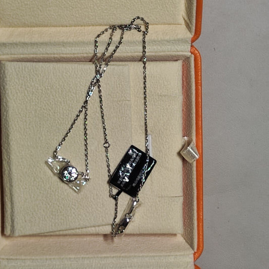 [810]NM Celebrity-style "nose booger" necklace for women