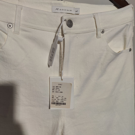 [546] Miiine Divine Pants: Best-selling with over 6,000 sales! These slimming white denim wide-leg pants for women create a flattering leg shape and suit all body types.