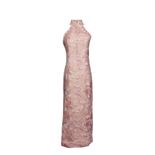 [300]GG    High-end neck-hanging evening dress with luxurious detailing, perfect for brides on their engagement or wedding day. Ideal for a premium light luxury boutique banquet hostess.