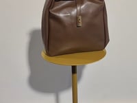 [401]GM    Luxury Retro Versatile Large Capacity Bucket Bag for Women, Exclusive Texture Commuting Crossbody Shoulder Bag