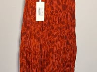 [574]N PKH.HK Trend HK.A New Summer Eye-catching Red! Fashionable Irregular Wrinkled Layered Flared Elastic Waist Skirt