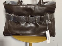 [583]NM  Korean niche OS vintage-style OS single-shoulder bag by a small brand. Cowhide leather barrette bag. Large capacity and suitable for commuting