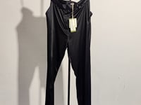 [665]N [Celebrity Recommended] LILYSILK Women's Pure Black Slimming Micro-Flare Silk Trousers