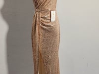 [587]N Silver Evening Gown for Banquets, Elegant Birthday Parties, Light Luxury, Niche Design, One-Shoulder, Fashionable Sequins