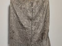 [838]GG      Heavyweight Hand-Cut Sheer Lace Skirt