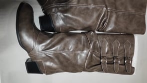 [675]G    Mooreyu Women's Brown Western Cowboy Boots with Pleated Fleece Lining, Long Knight-Style Pointed Toe Trouser Boots