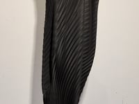 [467]G    Oz Country Elegant Pure Color Dress with Year-Ring Pleats, Cool and Smooth Fabric, Sleeveless Mid-Length Vest Dress for Women