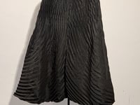 [713]GM   Pleated Plus-Size , Elegant Women's  Pants, Loose Silhouette for a Slimming Effect, High-End Design