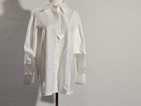 [796]NN Tailored Waist Silhouette Shirt
