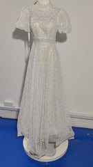 [606] MMMM  French Light Wedding Dress  New Collection Bride Retro High-end Texture Evening Gown Petite Outing Veil