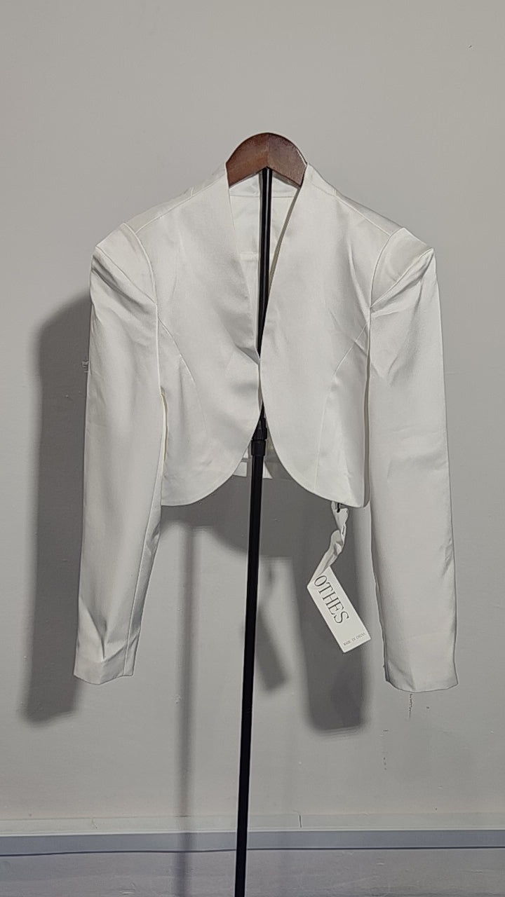 [607] 2025 Early Autumn New Stereo Tailoring Niche Design Shrug High-End Short Chic Stylish Slimming Look Outerwear
