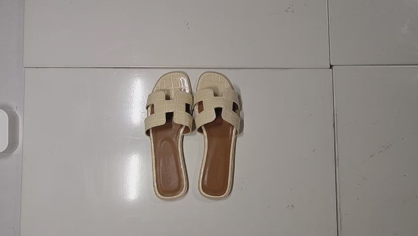 [836]JR Women's 2025 New Crocodile Embossed Sheepskin Flip-Flops Trendy Summer Beach Flat Slippers